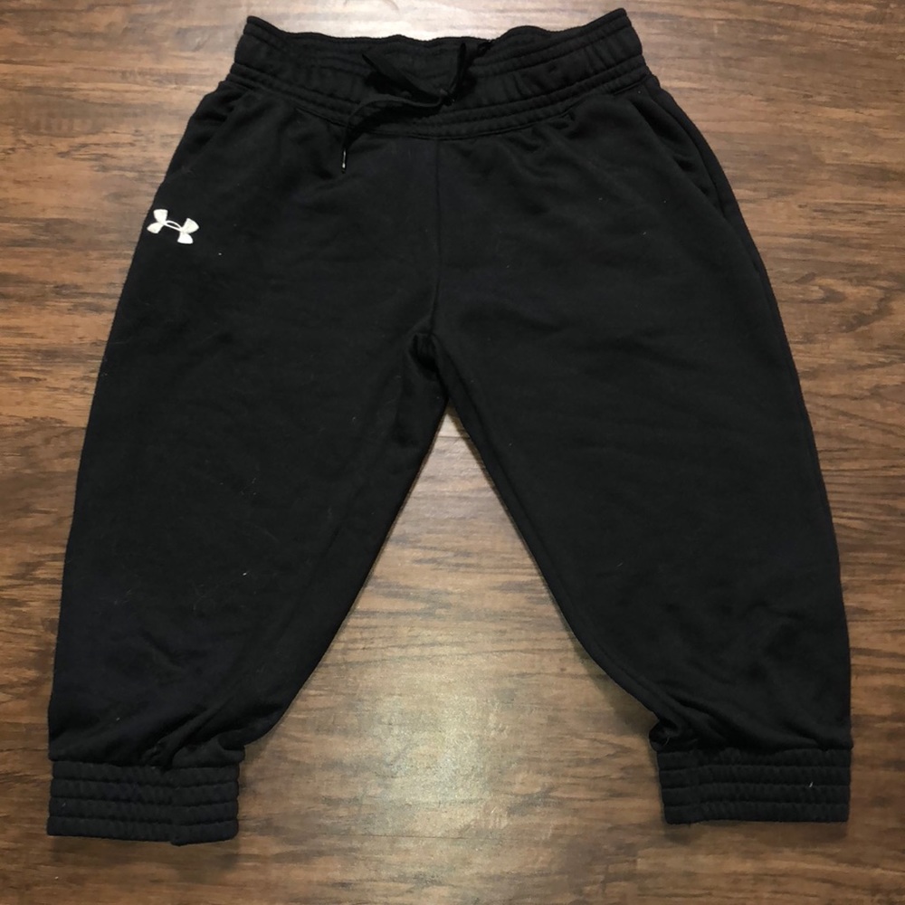 UA capri sweats